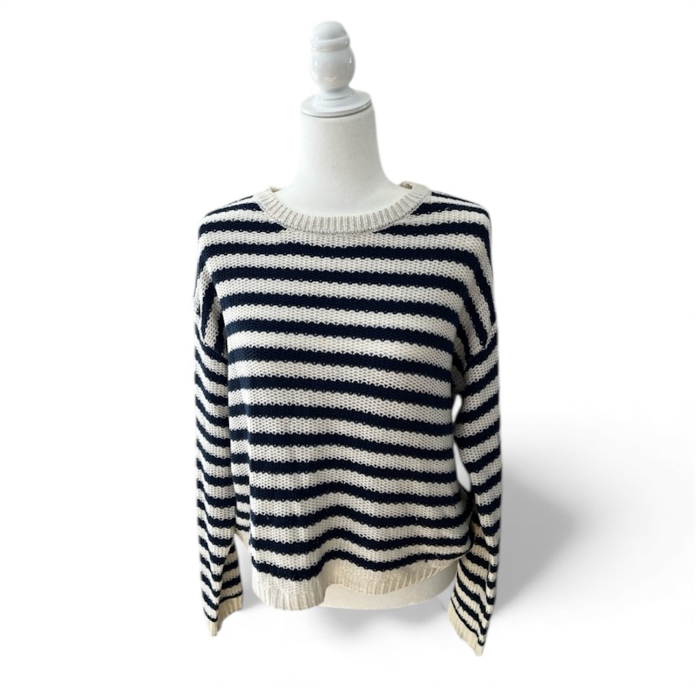 Cyrus Navy and Cream Striped Knit Sweater- Size Large Nautical Classic Cozy